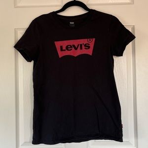 Levi’s Tee